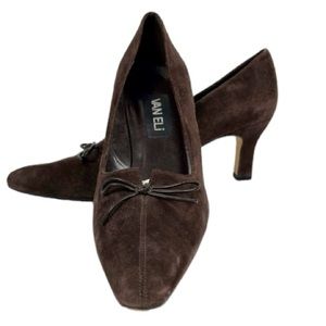 Van Eli Brown Pump Heels with Patent Bow, Women’s Shoes, Size 8
